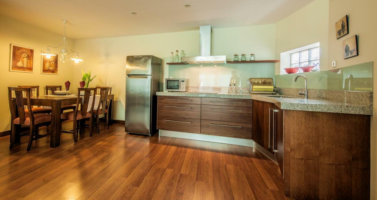 Casas Pereira Bed & Breakfast Canduas Exterior photo